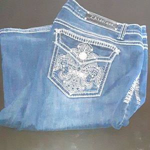 LA idol jeans